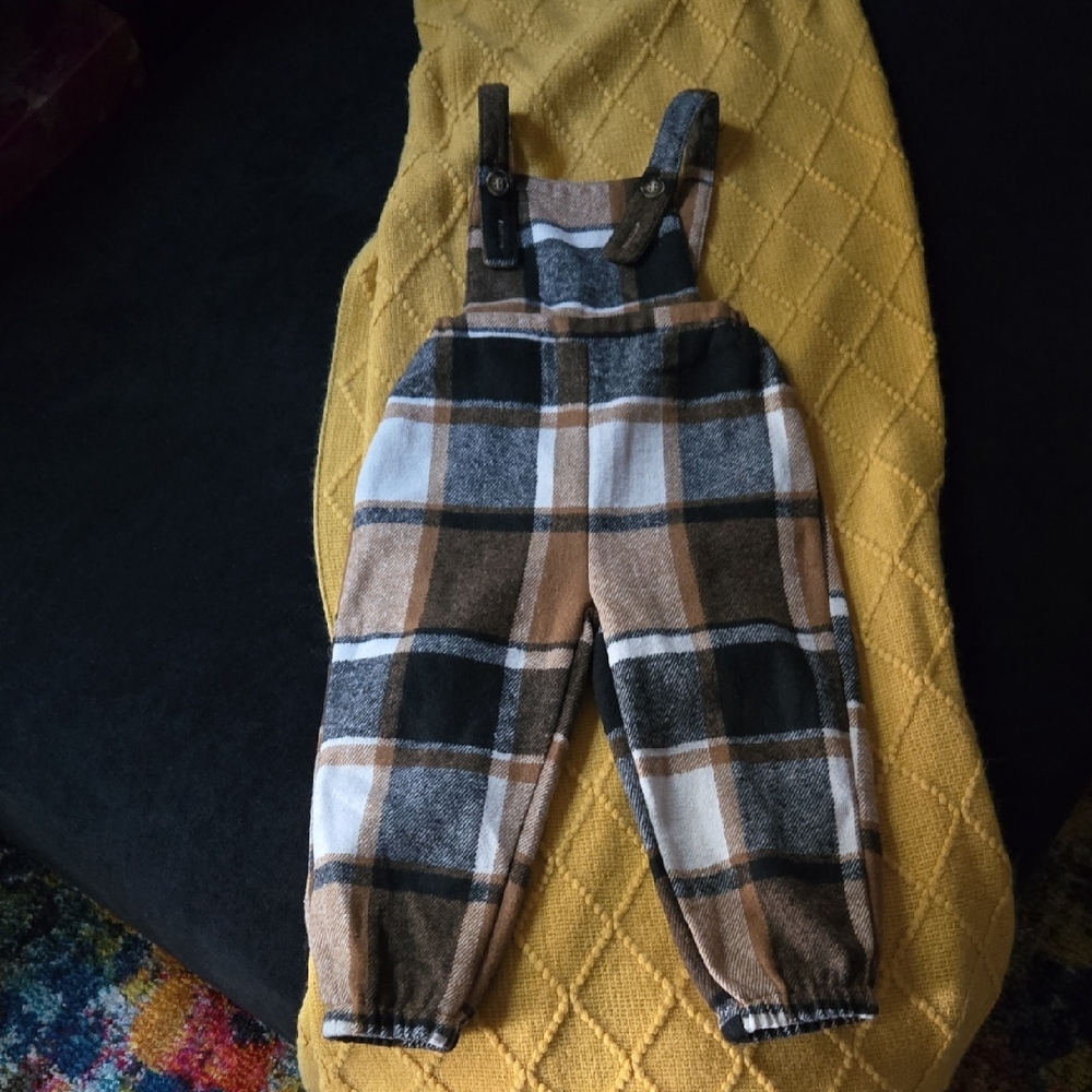 Colorful Kids Clothing Set - Picture 6 of 13